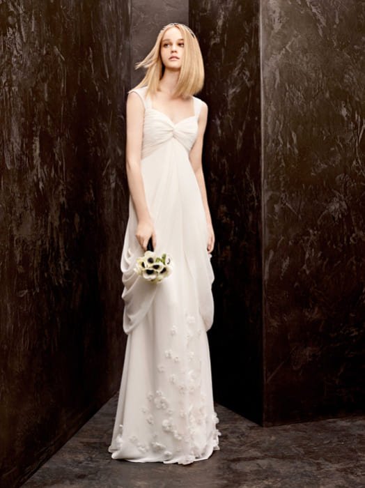 Классические белые платья для нежных невест