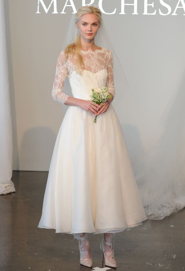 Свадебное платье с рукавом в три четверти