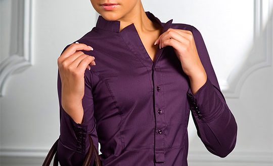Красивая женская рубашка - блузка