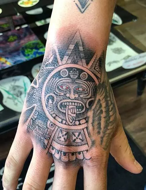 татуировки майя