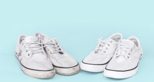 Как отмыть белые кроссовки: народные советы