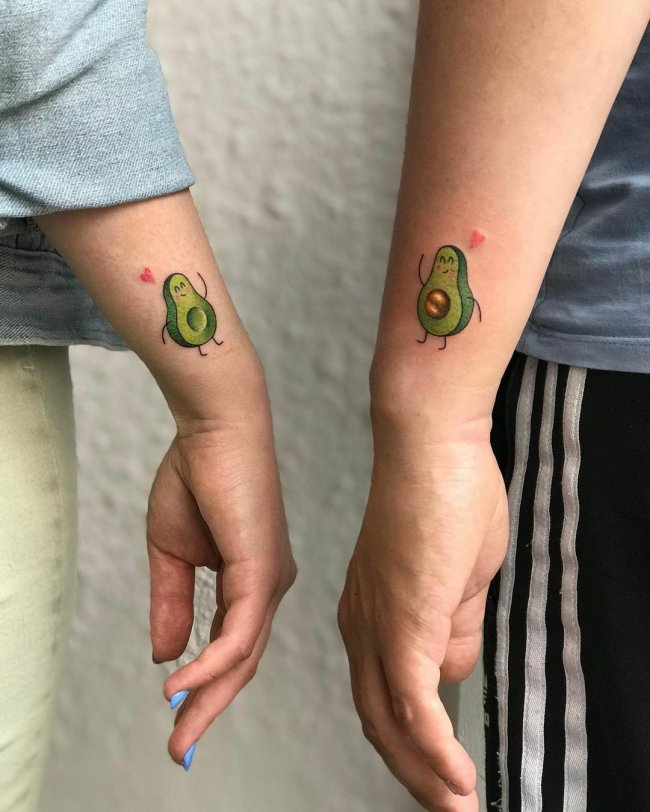 Татуировки для пар - авокадо.